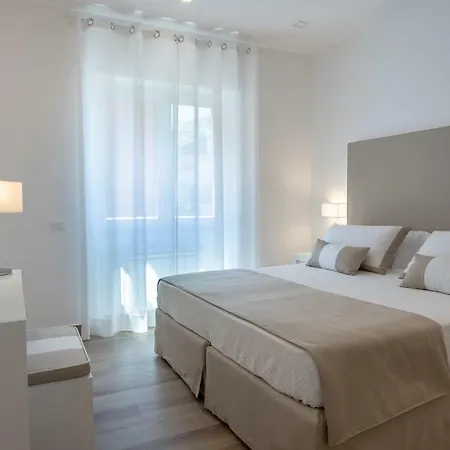 別荘 Solymar ソレント