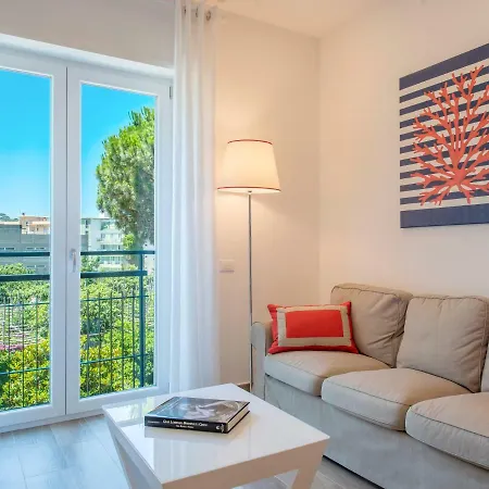 Solymar 別荘 ソレント